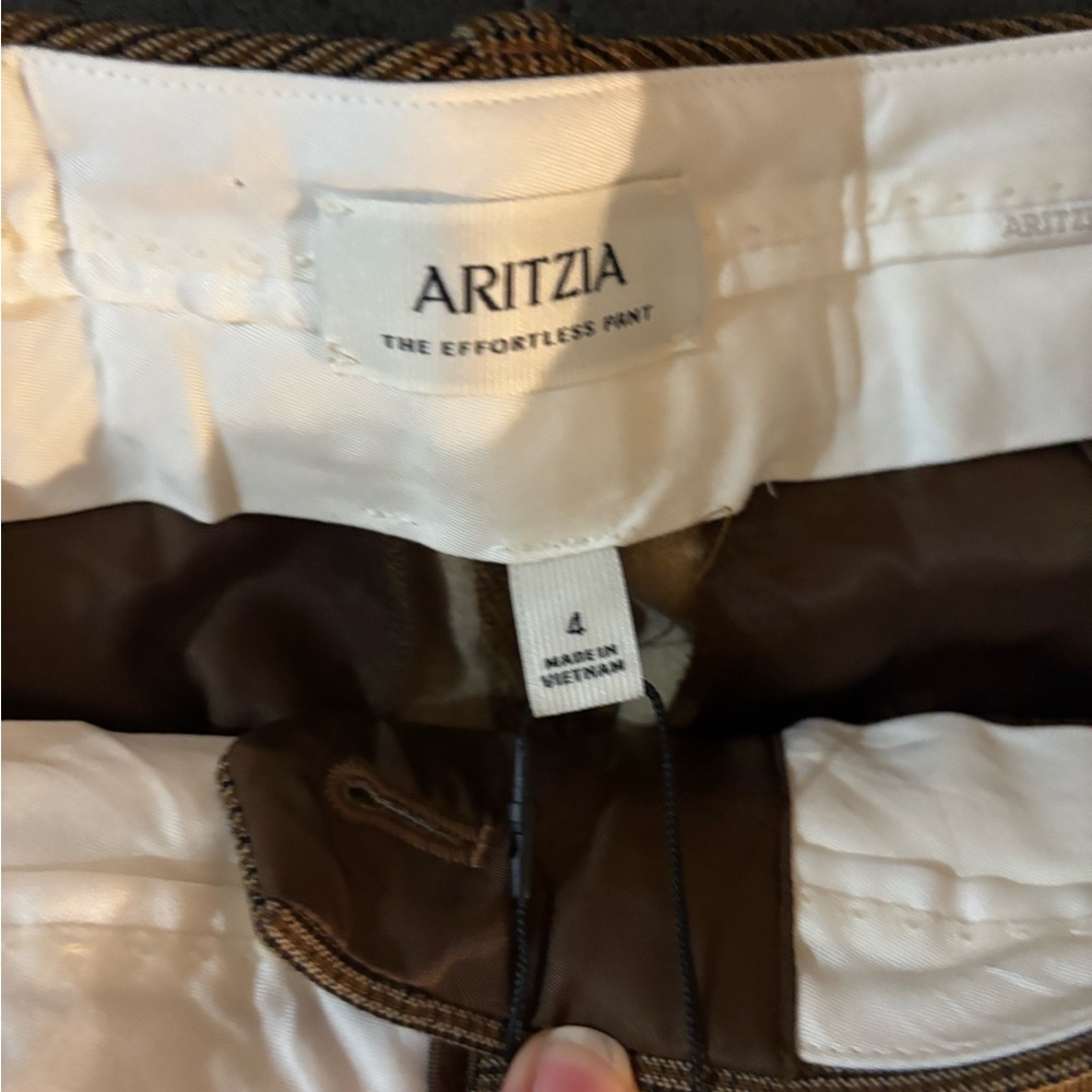 Aritzia Low-Rise the Effortless Pant (Re)ssential - Picture 4 of 11